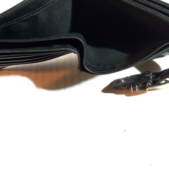 Coach vintage Black Leather Wallet with Silver Buckle - Picture 4 of 6